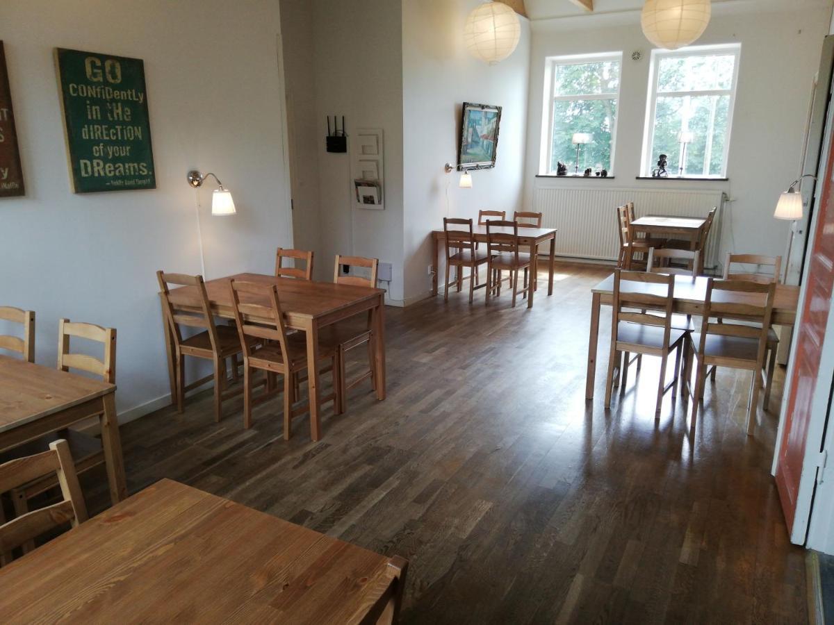 Hallandsasen Hostel Hjarnarp Экстерьер фото
