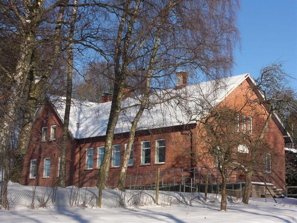Hallandsasen Hostel Hjarnarp Экстерьер фото