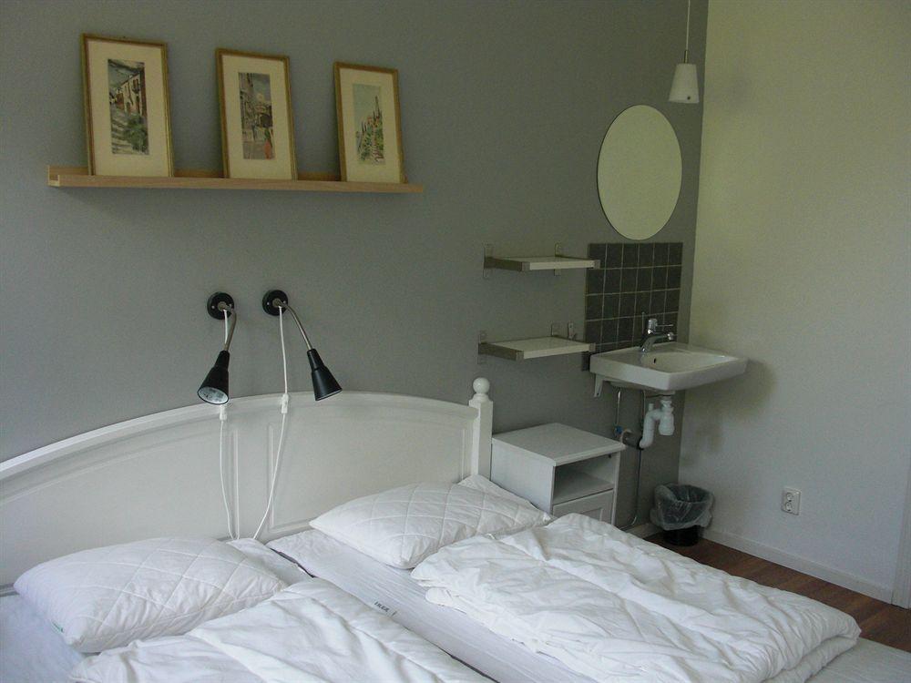 Hallandsasen Hostel Hjarnarp Экстерьер фото